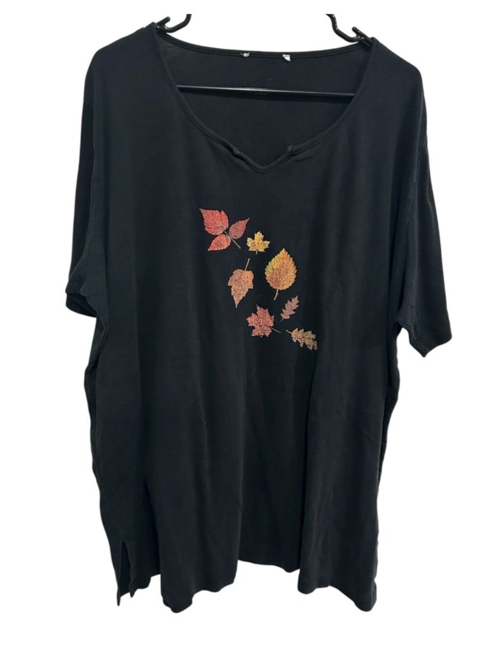 Black Short-Sleeve T-Shirt With Autumn Leaf Print Design